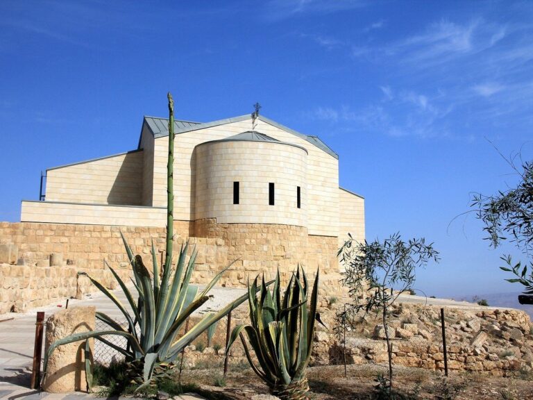 Mount nebo