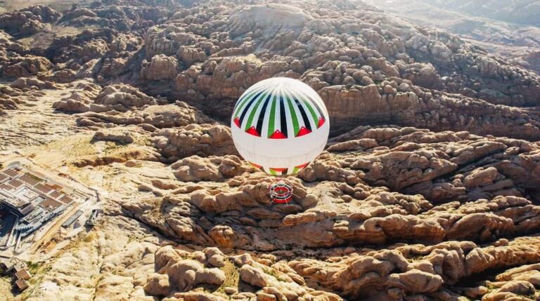 Petra Balloon