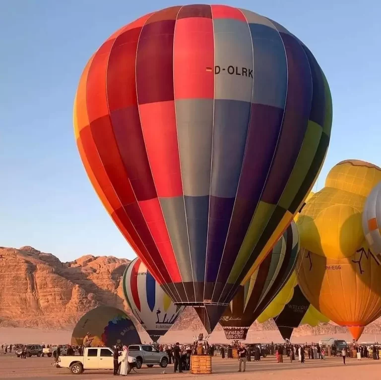 Hot air balloon in Wadi Rum