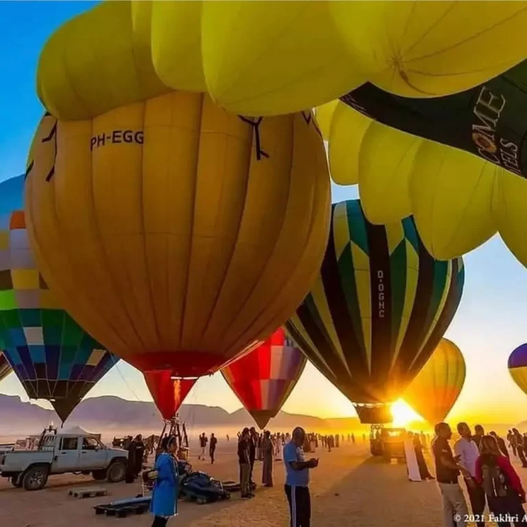 Hot air balloon in Wadi Rum